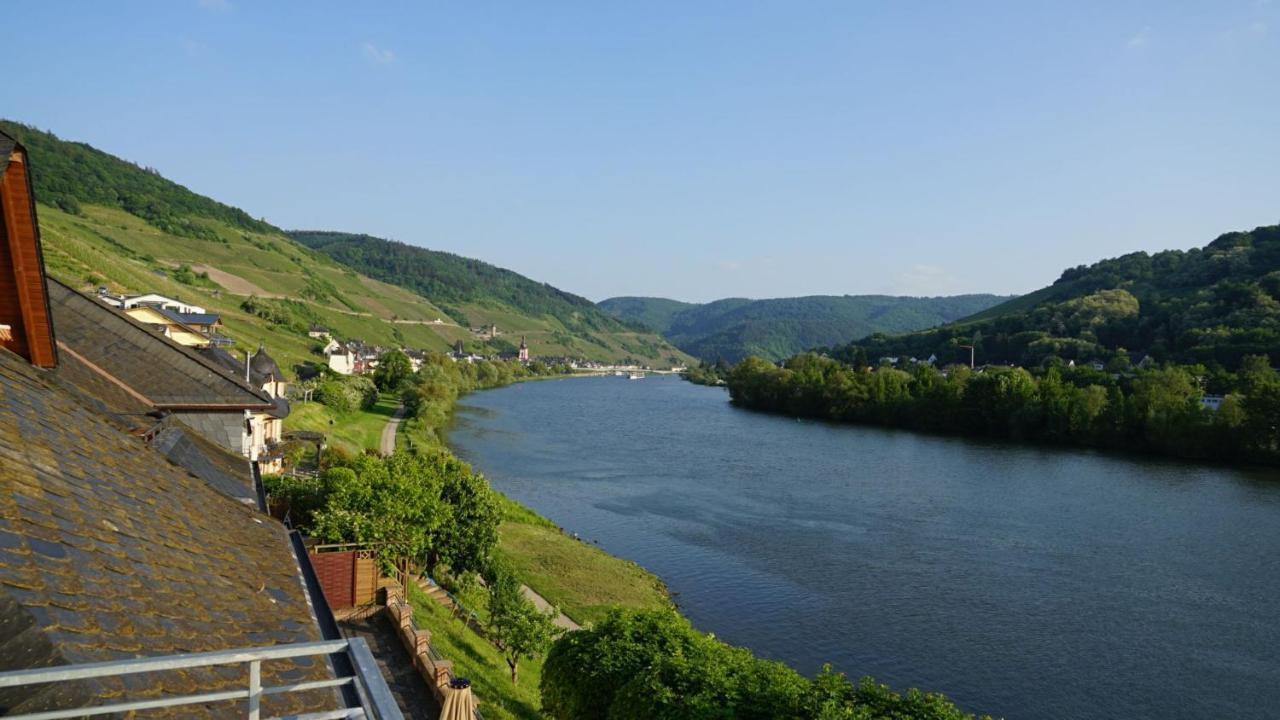 Hotel Garni "Cafe Im Hamm" Zell an der Mosel Dış mekan fotoğraf