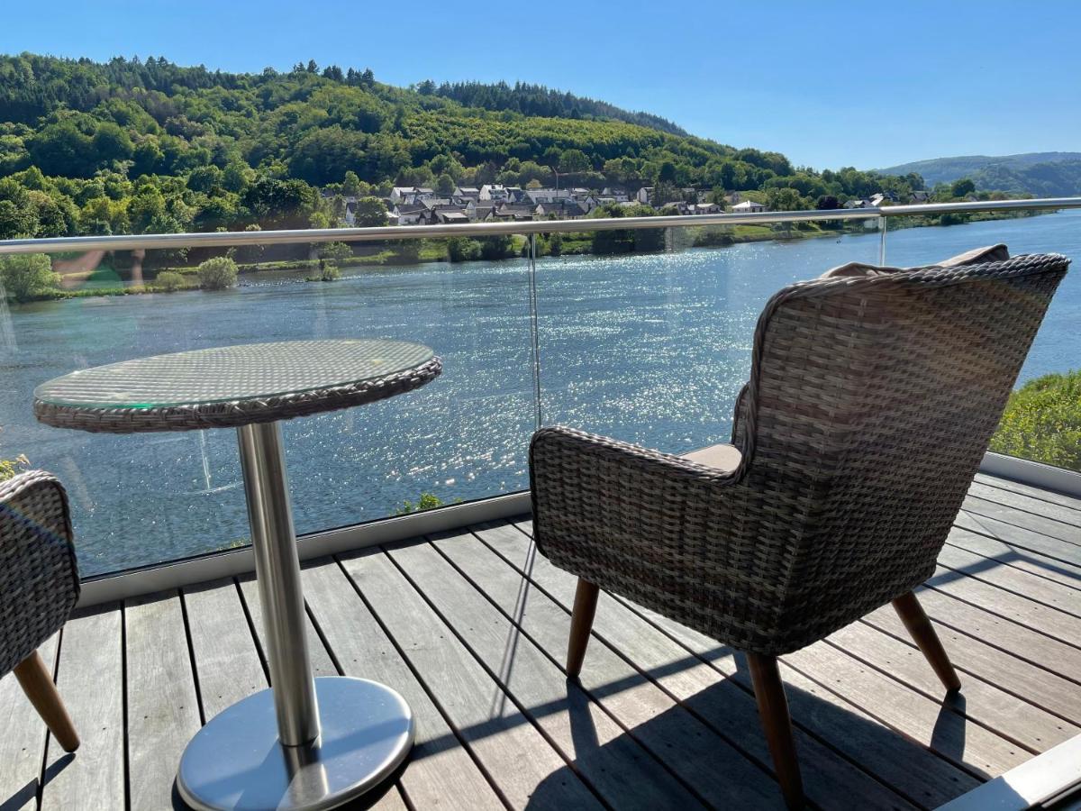 Hotel Garni "Cafe Im Hamm" Zell an der Mosel Dış mekan fotoğraf