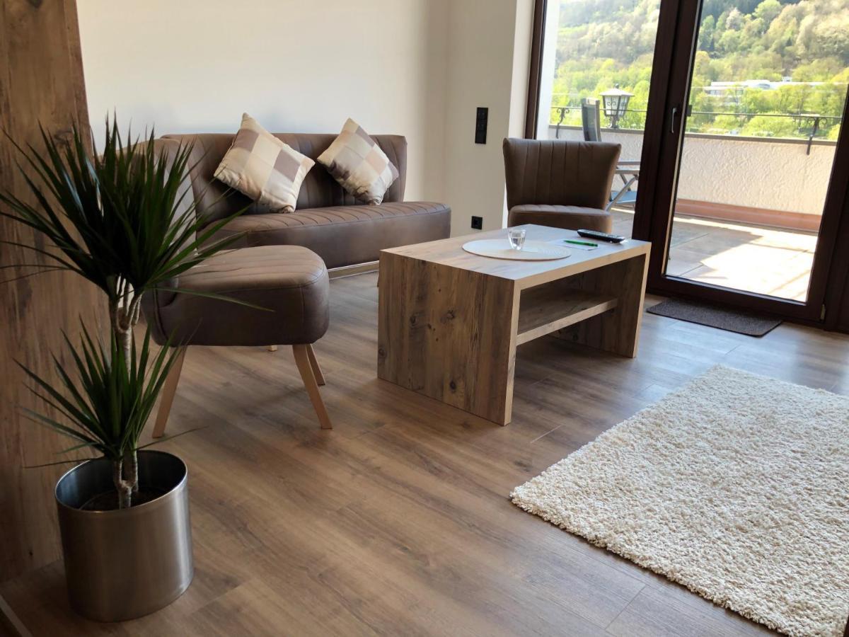 Hotel Garni "Cafe Im Hamm" Zell an der Mosel Dış mekan fotoğraf